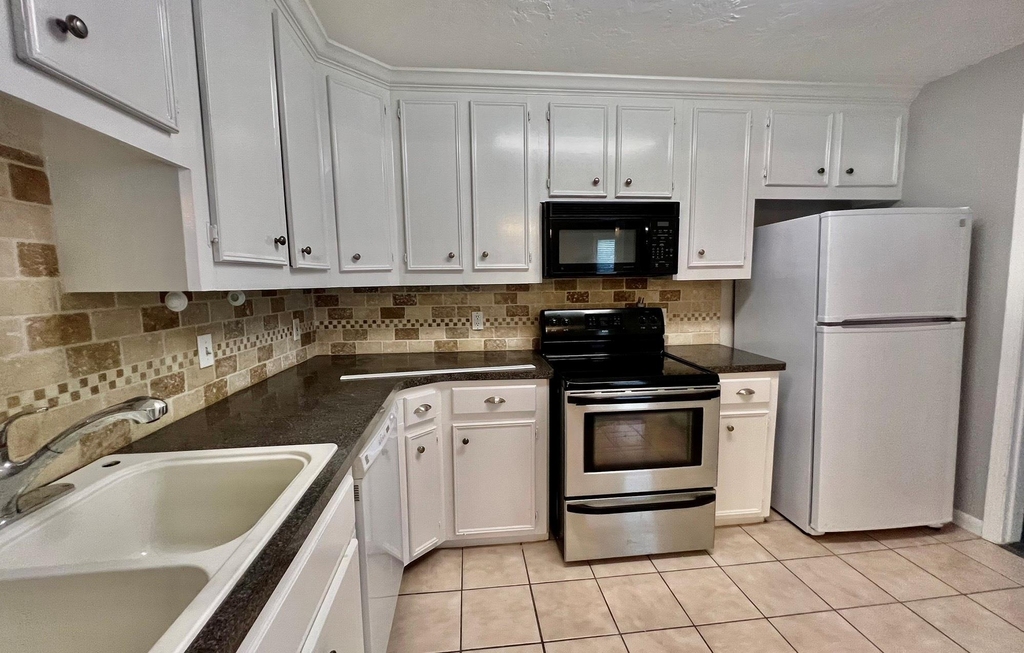 5124 Beech Street - Photo 10