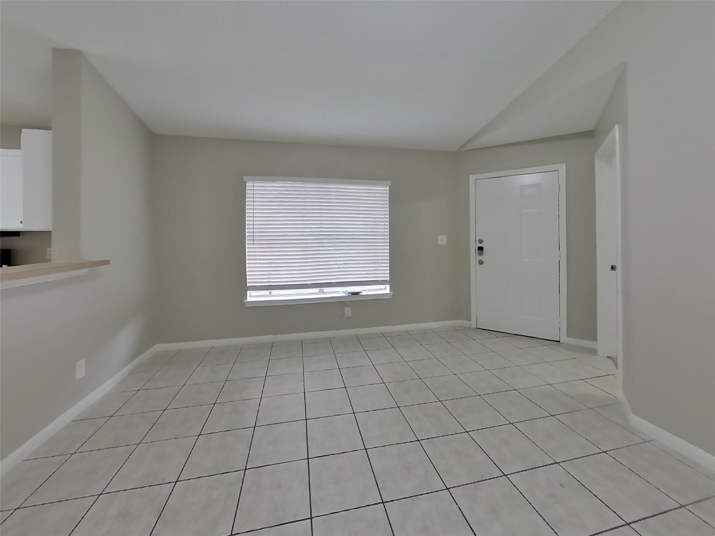 3234 Kelling Street - Photo 2