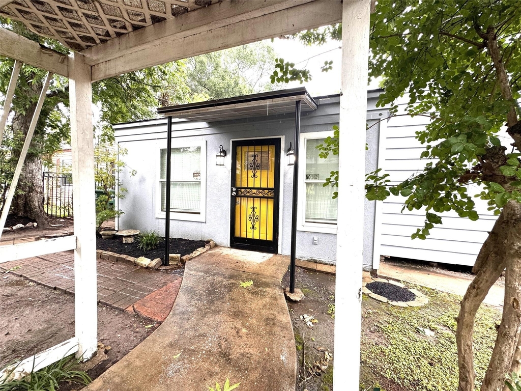 1813 Hatwell Street - Photo 0