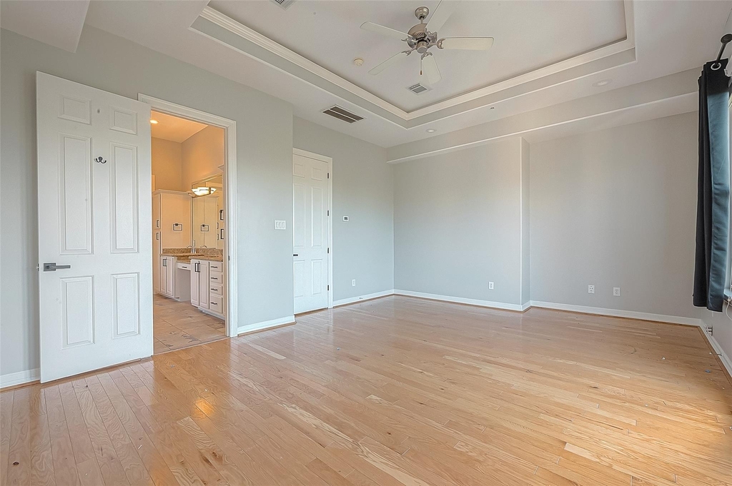 2721 Austin Street - Photo 42