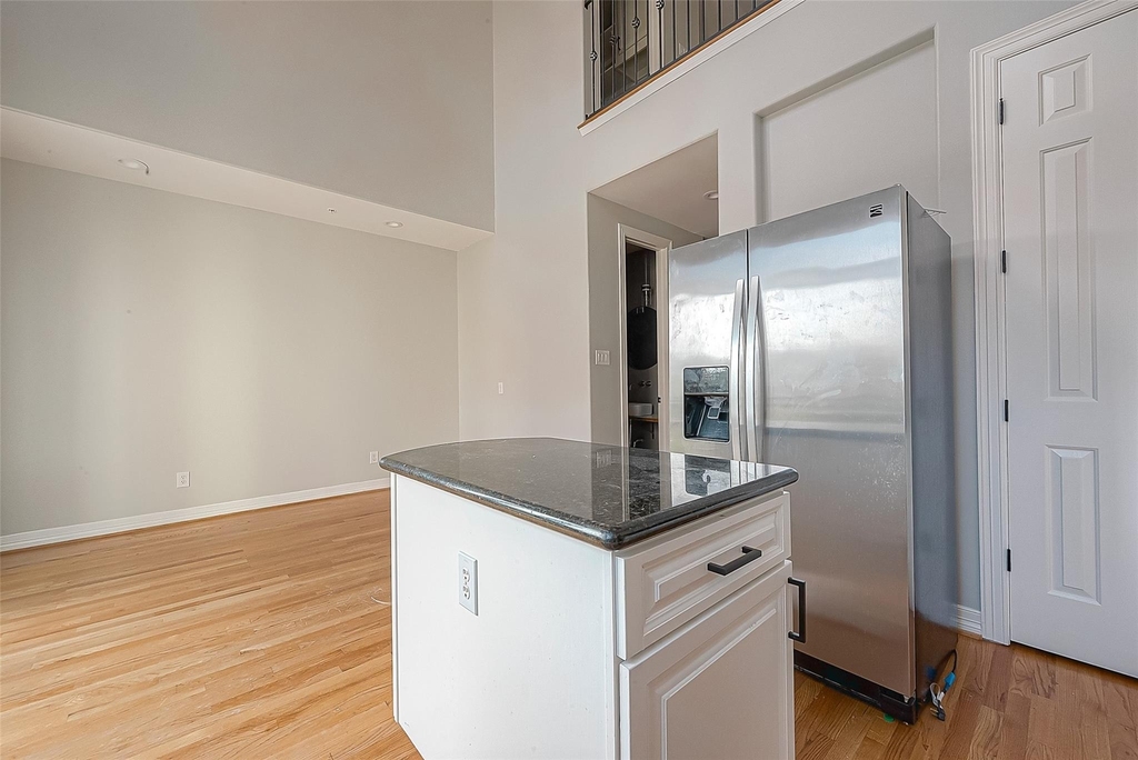 2721 Austin Street - Photo 25
