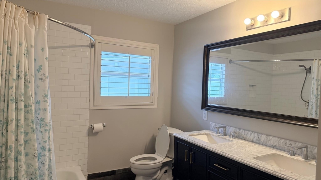3310 N Braeswood Boulevard - Photo 7