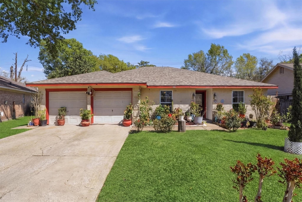 6203 Sunnygate Drive - Photo 0