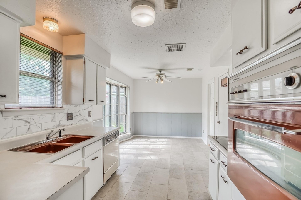 500 Stoneledge Drive - Photo 6