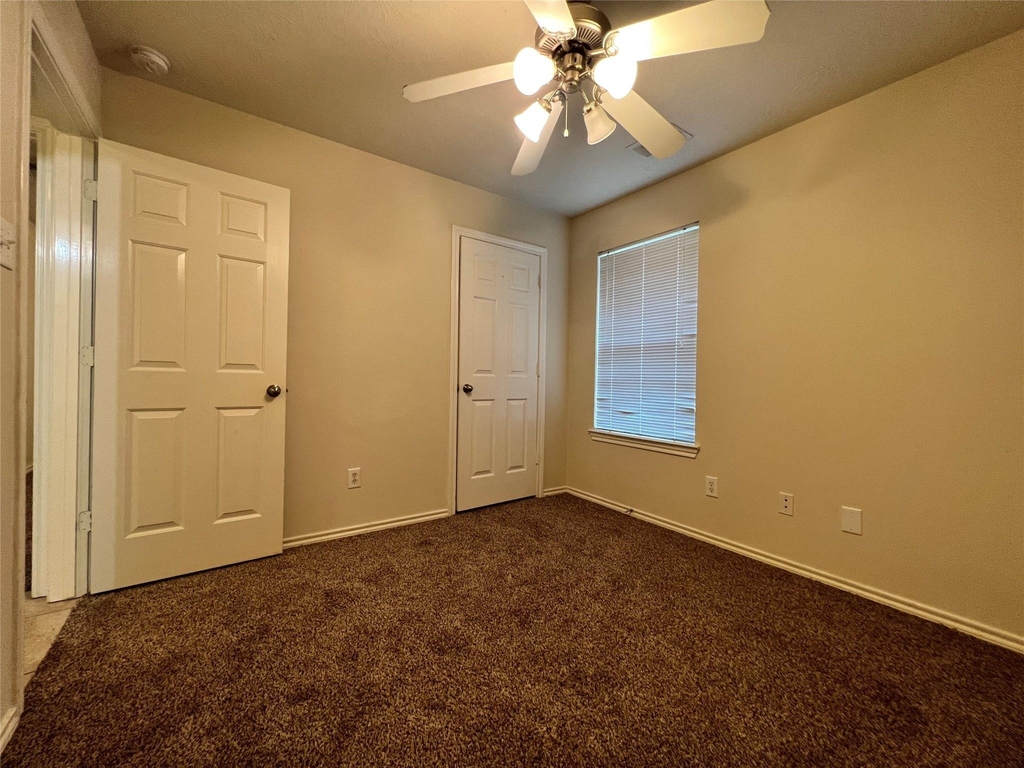 21810 Dimmett Way - Photo 13