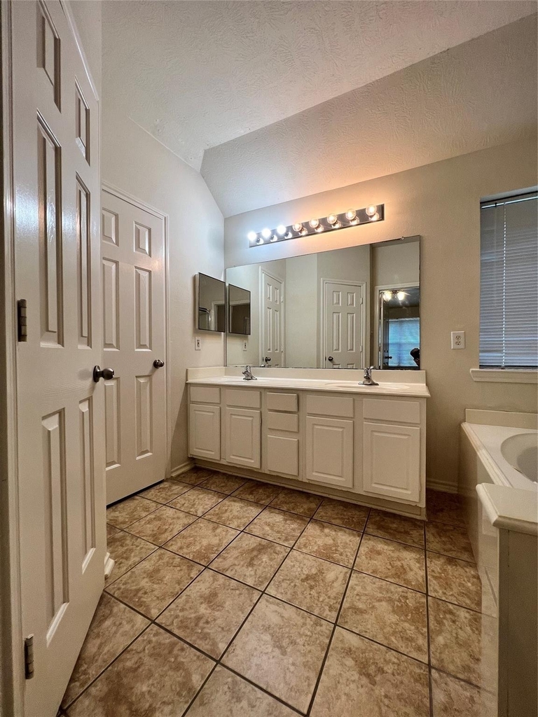 21810 Dimmett Way - Photo 10