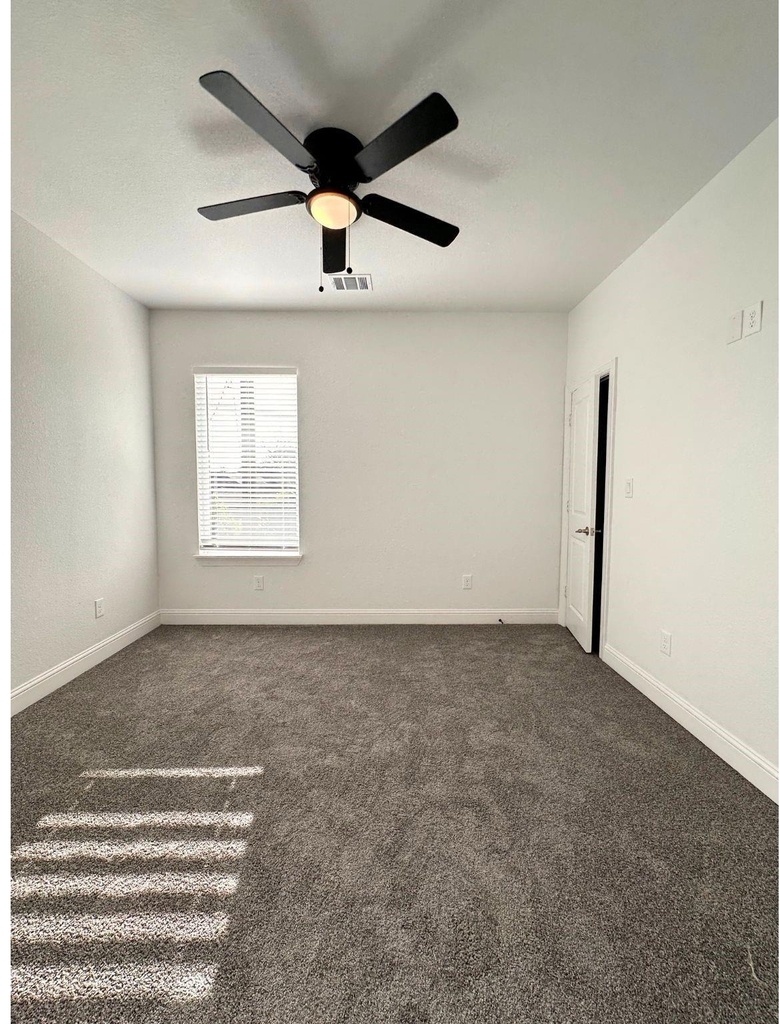7710 Darnay Drive - Photo 32