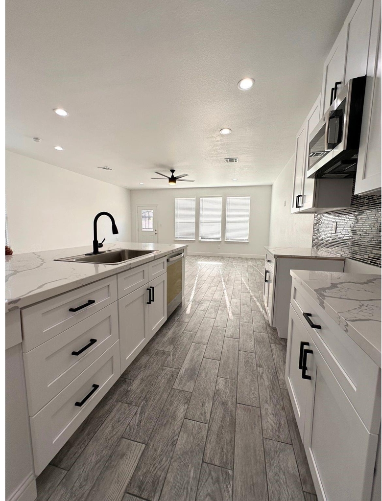 7710 Darnay Drive - Photo 10