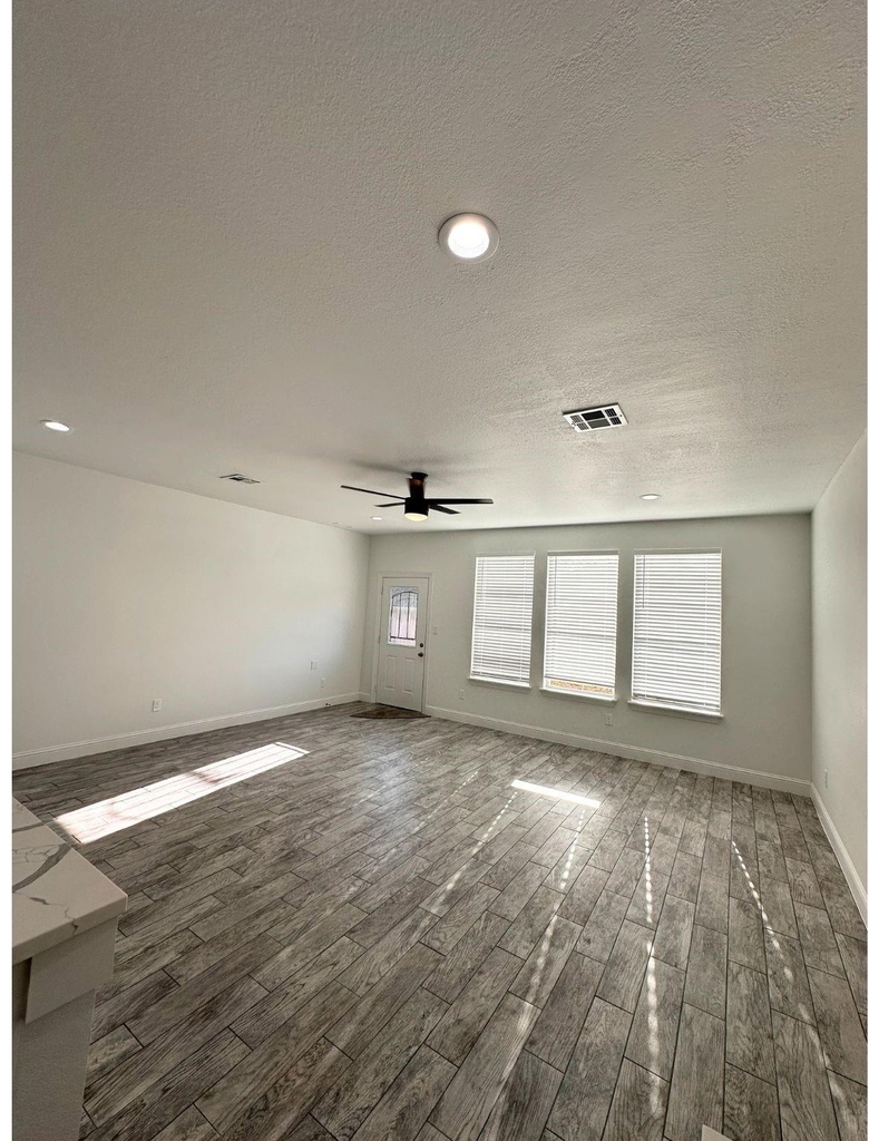 7710 Darnay Drive - Photo 8