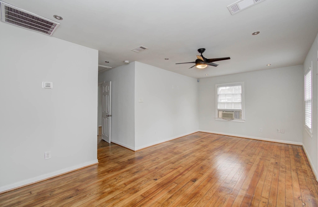 4706 Fisk Street - Photo 13