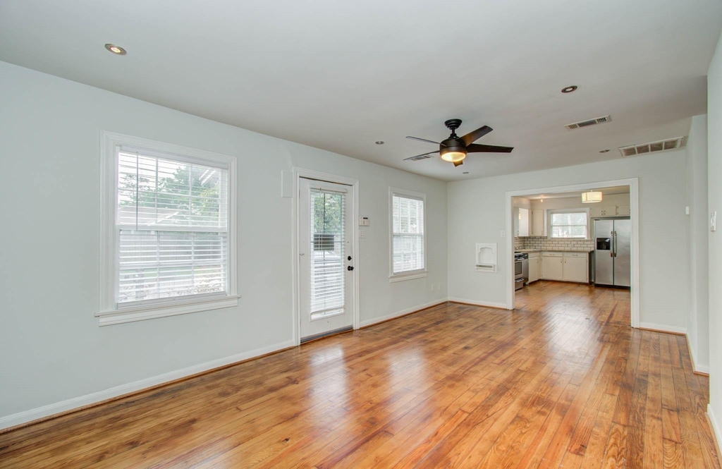 4706 Fisk Street - Photo 12
