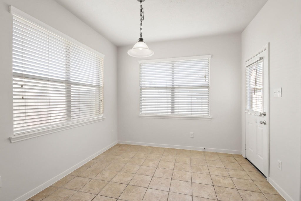 15114 Cave Creek Drive - Photo 9