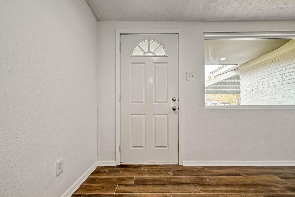 4418 Knotty Oaks Trail - Photo 8