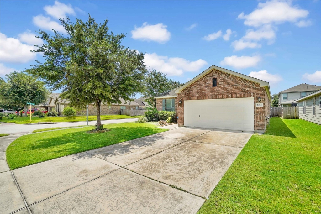 10514 Kentington Oak Drive - Photo 2