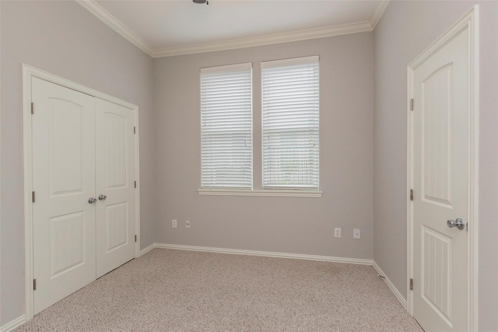 2701 Helena Street - Photo 12
