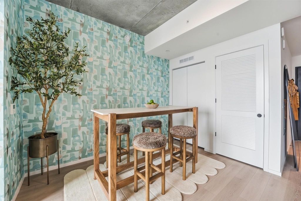 5501 La Branch Street - Photo 9