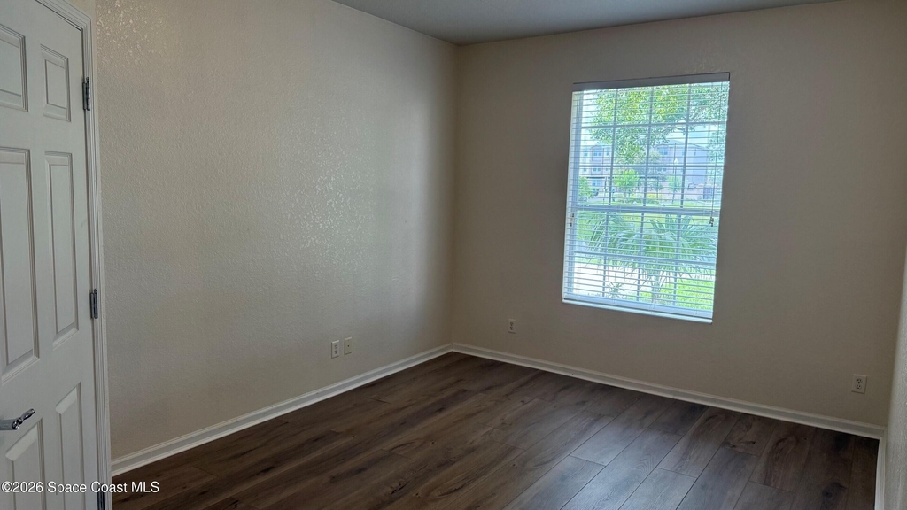 1626 Peregrine Circle - Photo 9