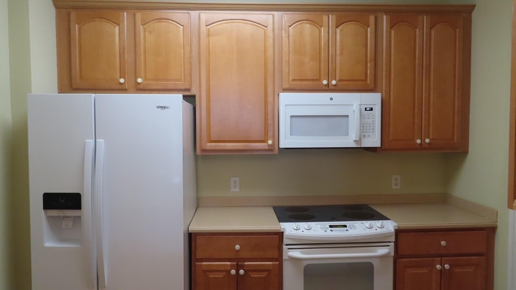 1626 Peregrine Circle - Photo 6