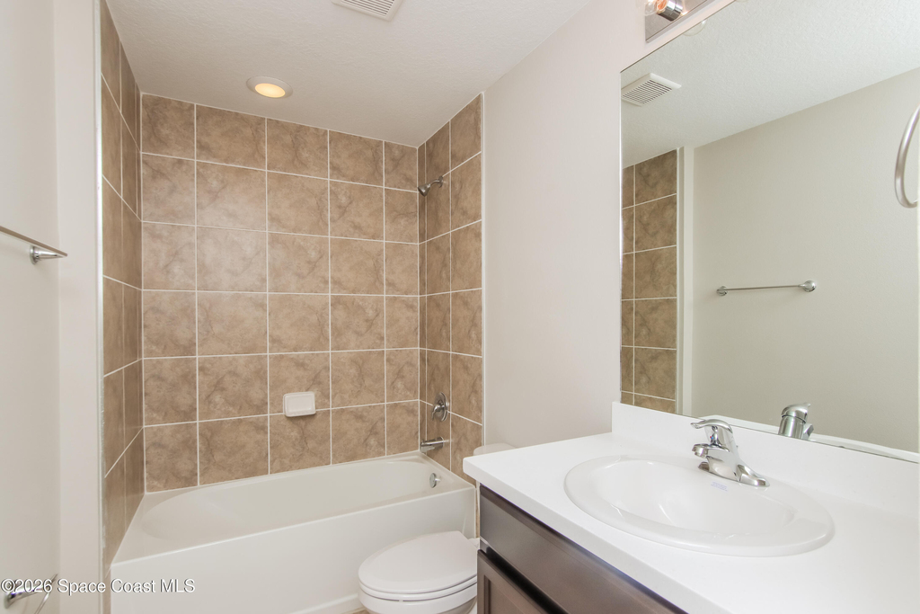 490 Hatcher Street Se - Photo 6