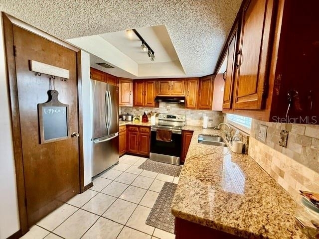 1114 S Pearl Street - Photo 2