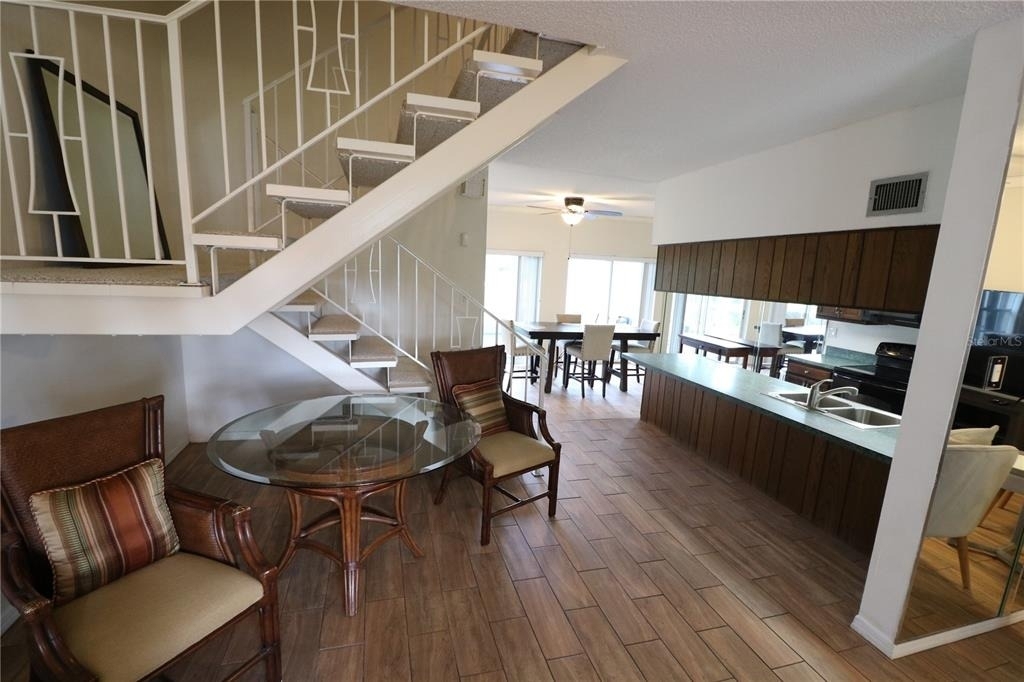5439 Lady Bug Ln - Photo 8