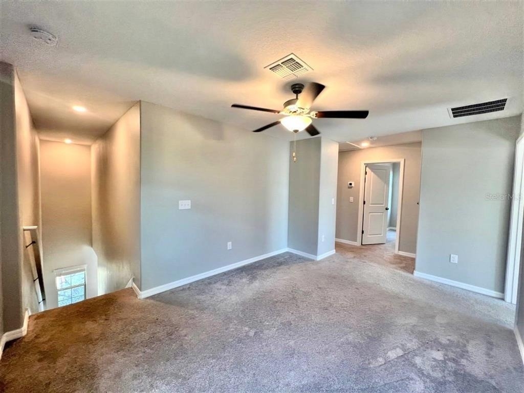 16717 Delia Street - Photo 8