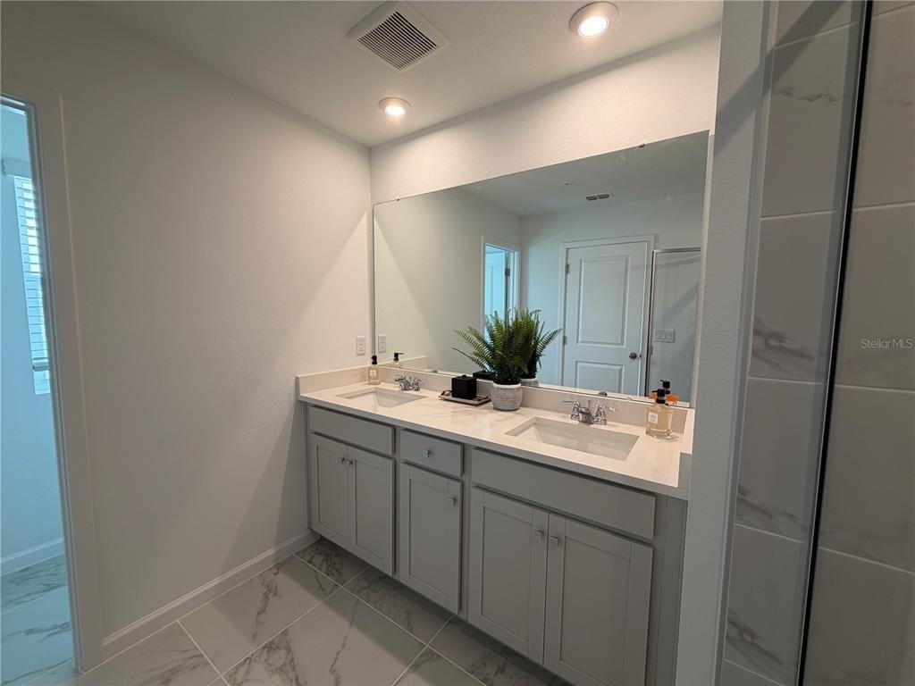 9928 Red Canoe Alley - Photo 20