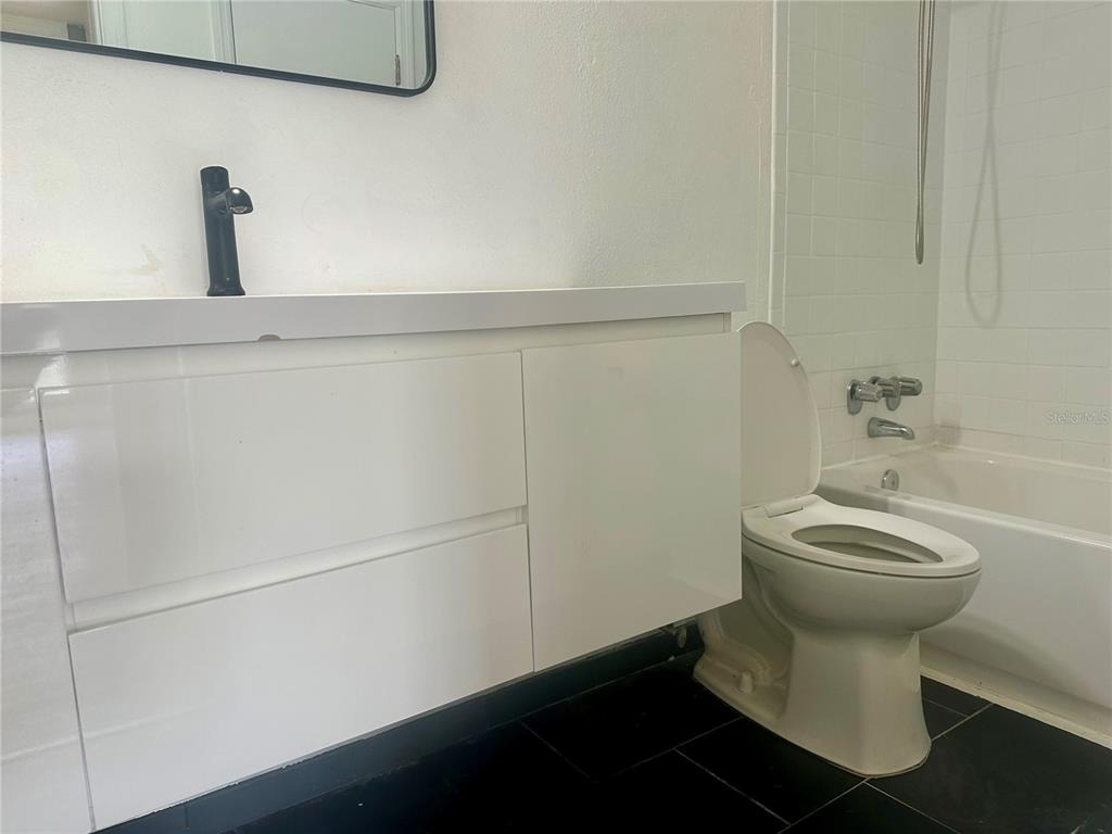 435 Wymore Road - Photo 9