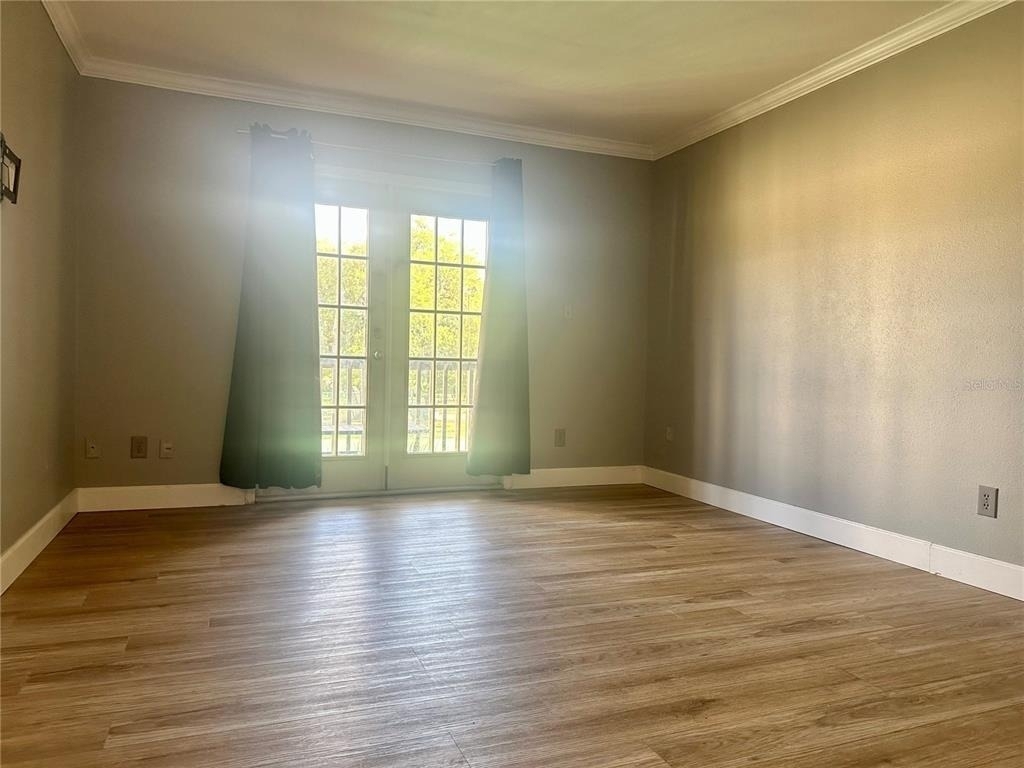 435 Wymore Road - Photo 1