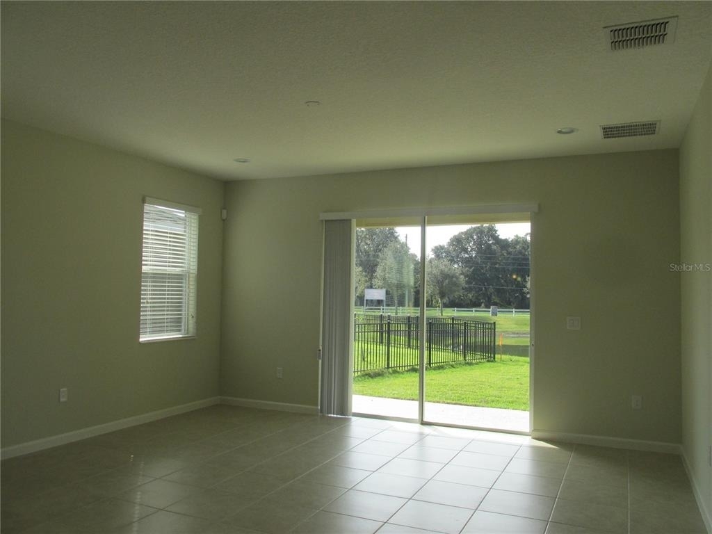 2404 Sabastian Street - Photo 8