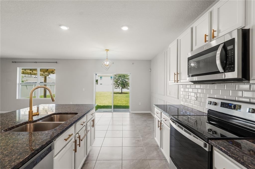 1711 Setter Avenue - Photo 7