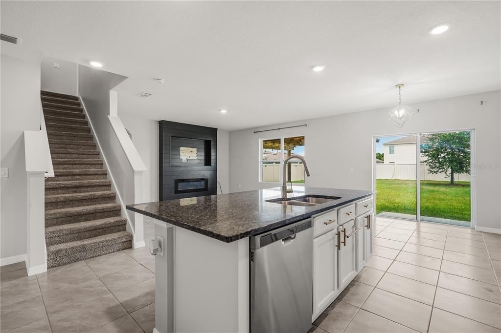 1711 Setter Avenue - Photo 6