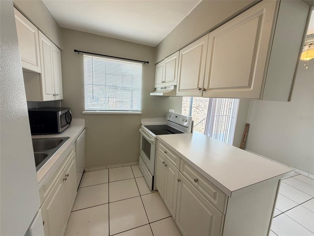 5317 Curry Ford Road - Photo 5
