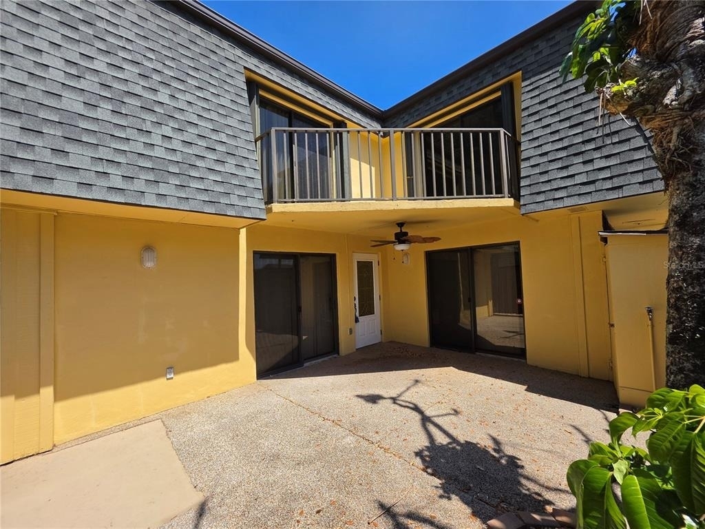 3824 Saxon Drive - Photo 1