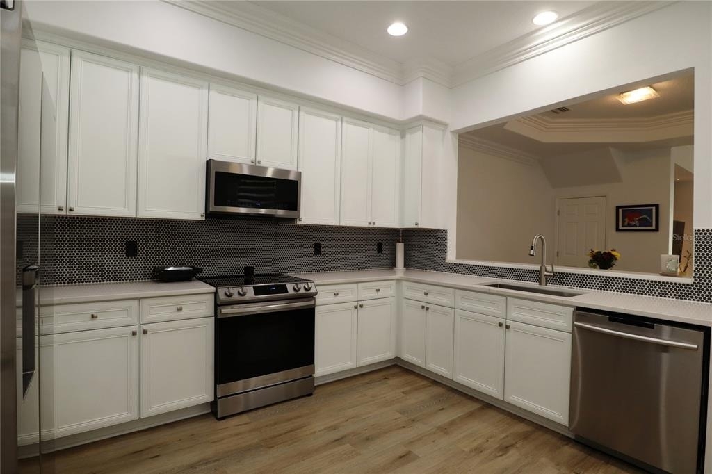 8248 Tivoli Drive - Photo 8