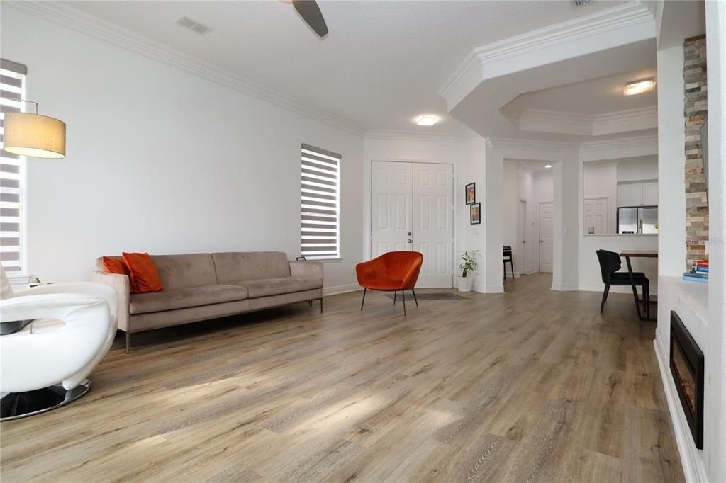 8248 Tivoli Drive - Photo 11