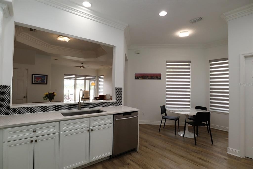 8248 Tivoli Drive - Photo 10