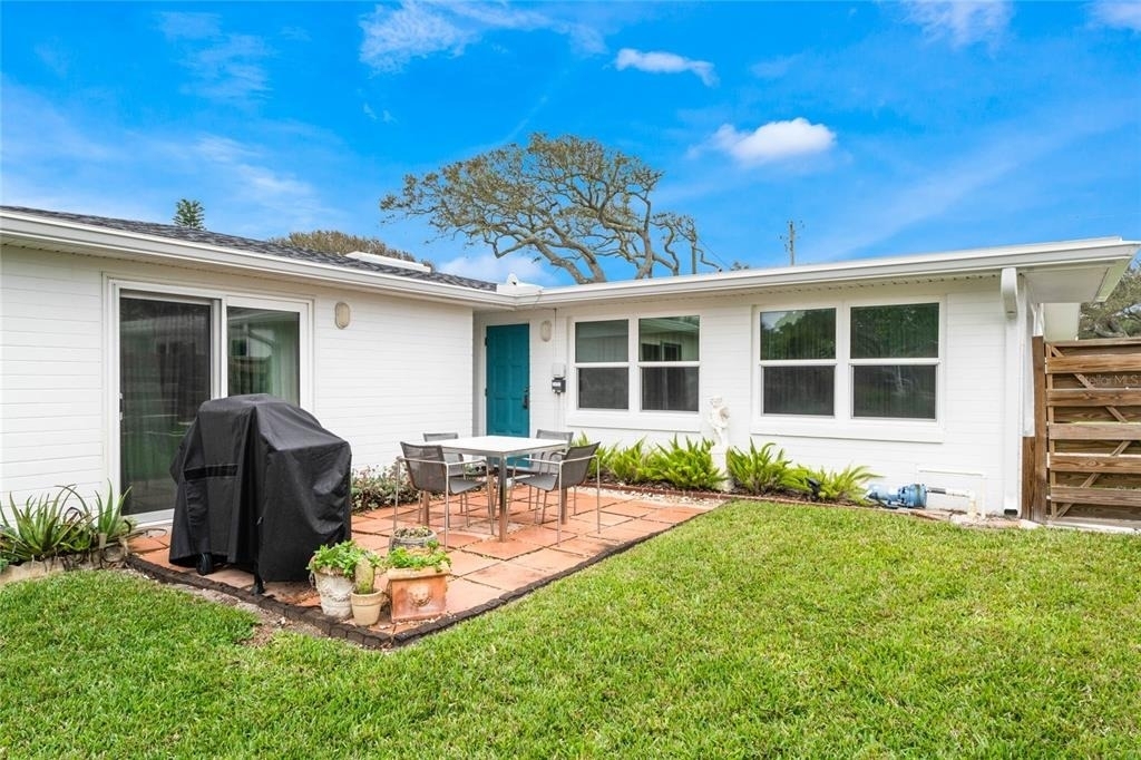 809 E 15th Avenue - Photo 31