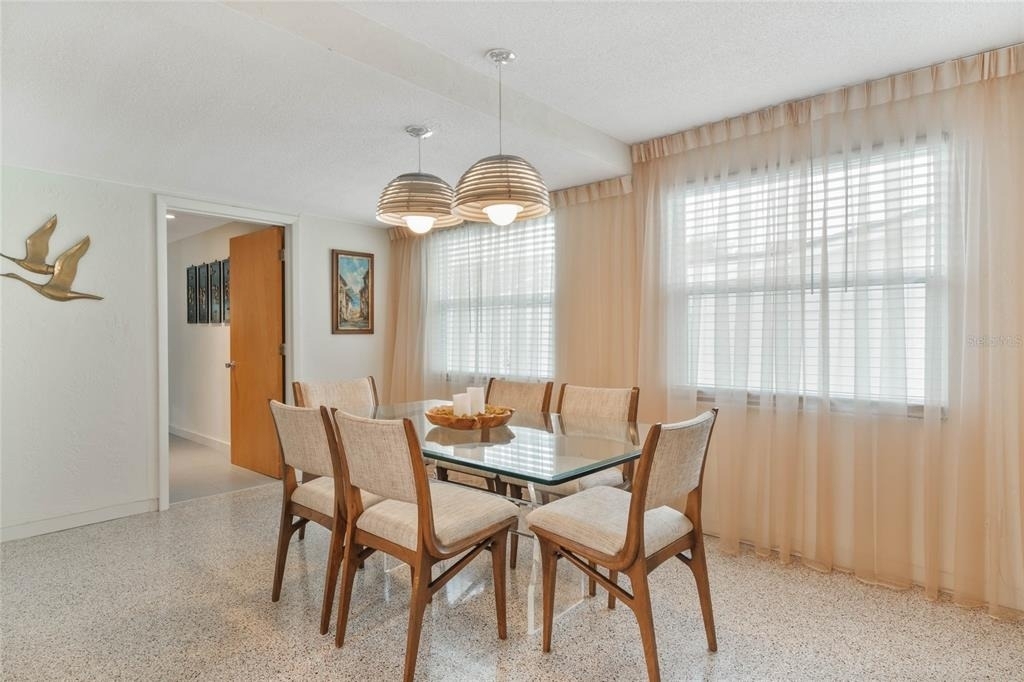 809 E 15th Avenue - Photo 16