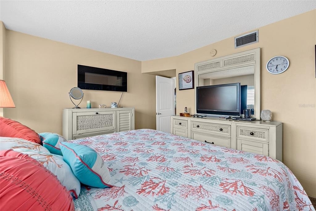 3600 S Ocean Shore Boulevard - Photo 18