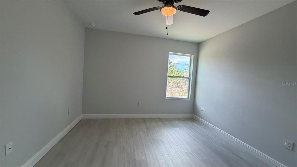 11225 Pendleton Avenue - Photo 12