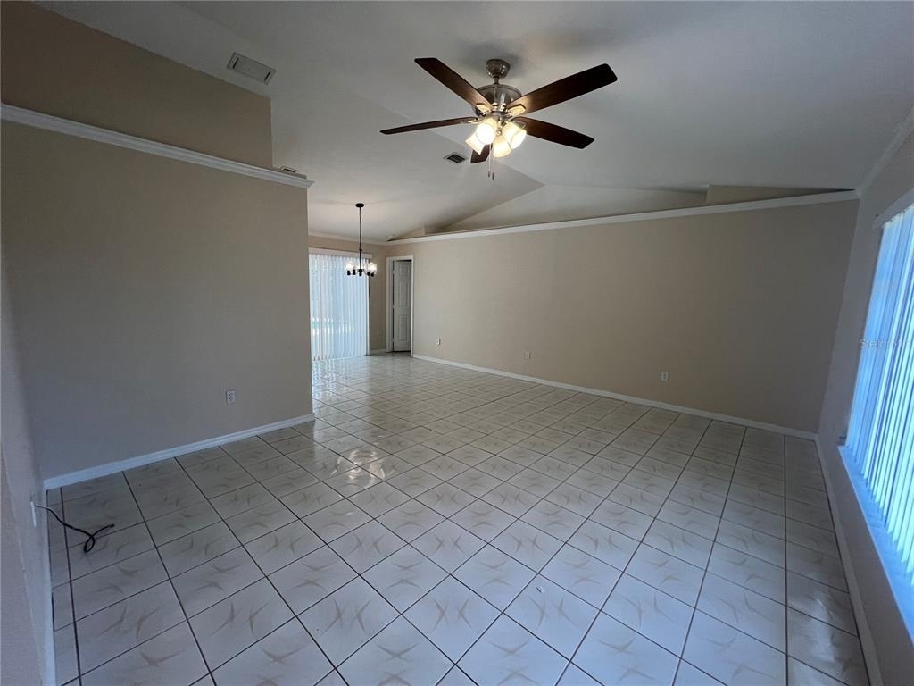 1516 Abel Street - Photo 3
