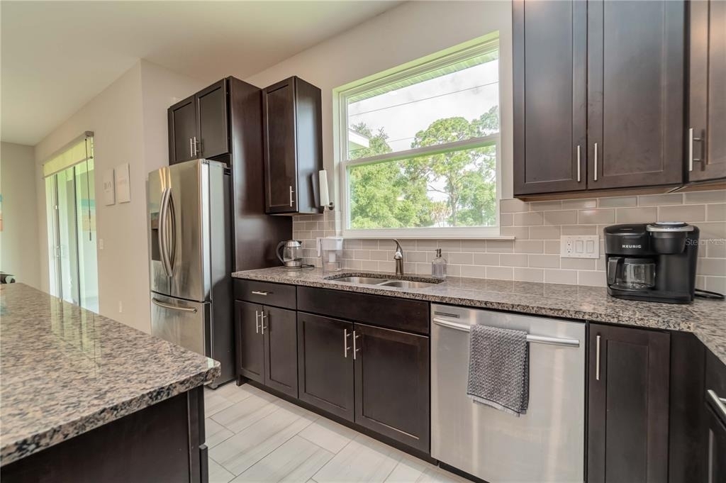265 Annapolis Lane - Photo 14