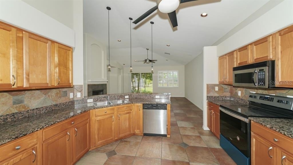 5453 New Covington Drive - Photo 16