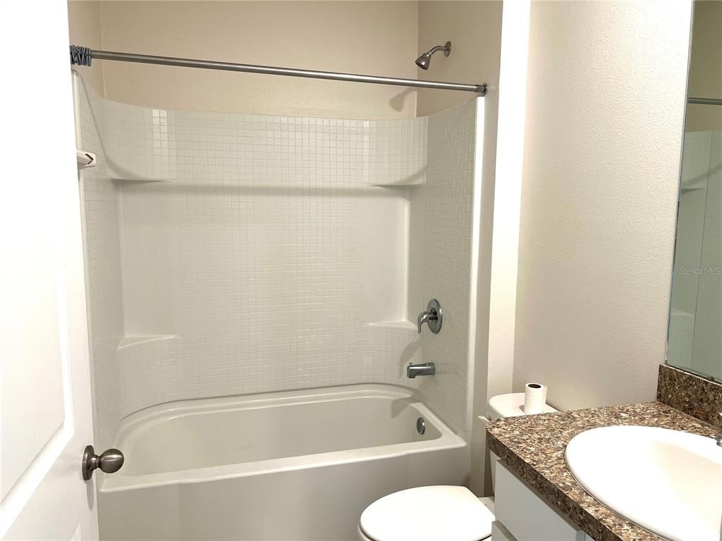 2726 Greenleaf Terrace - Photo 16