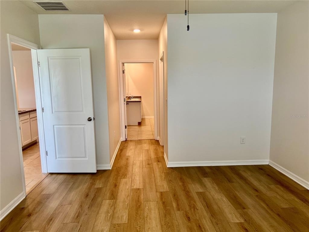 2726 Greenleaf Terrace - Photo 9