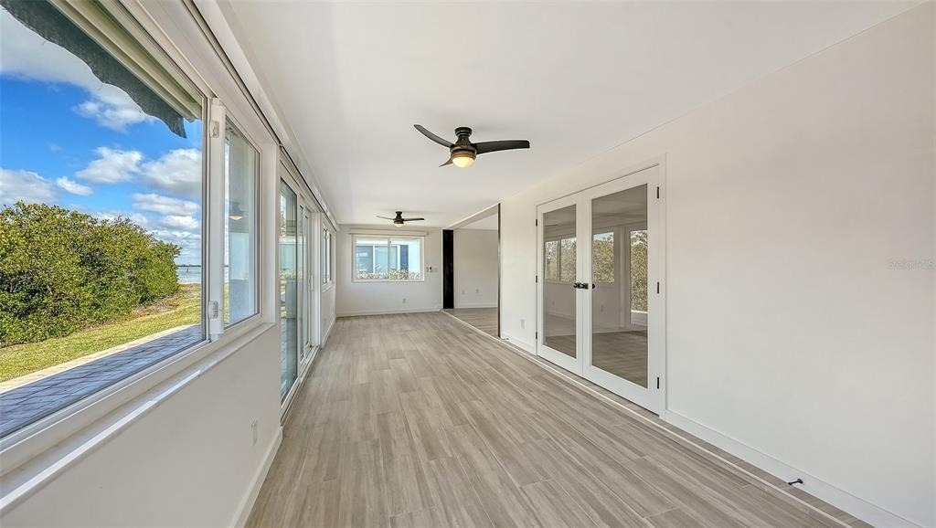 909 Spanish Drive N - Photo 9