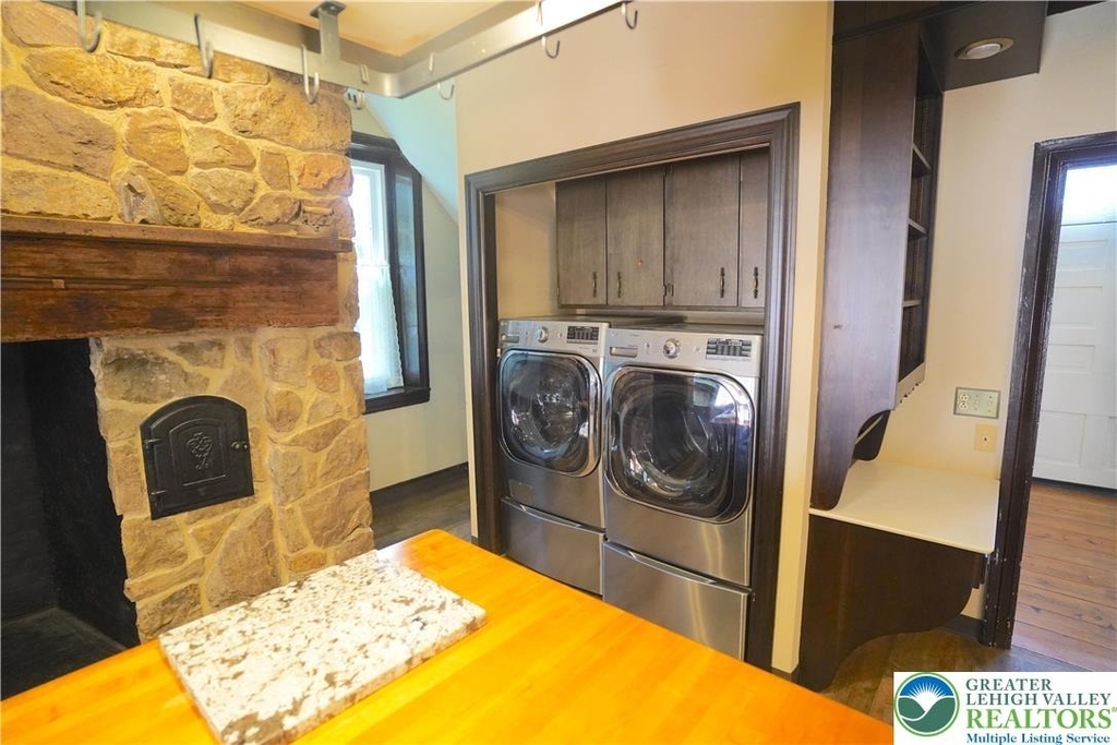 9020 Schantz Road - Photo 10