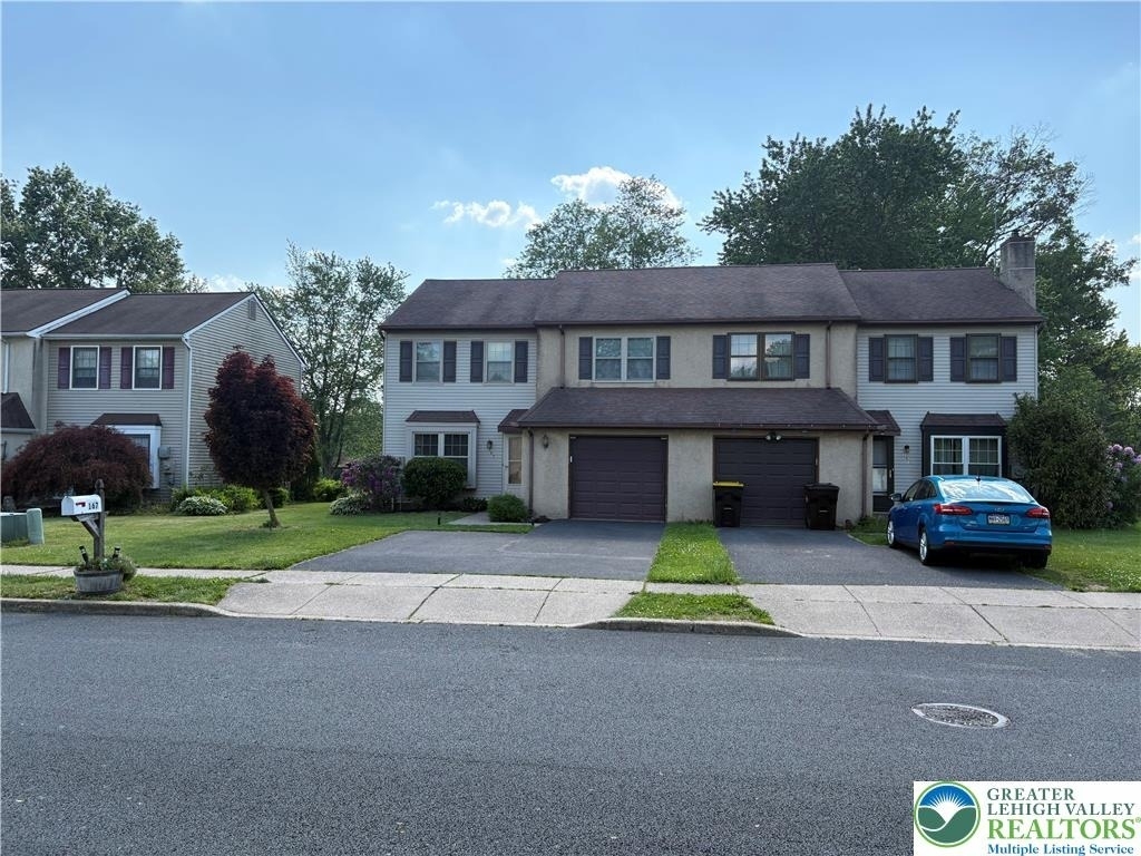 167 Sunshine Drive - Photo 0