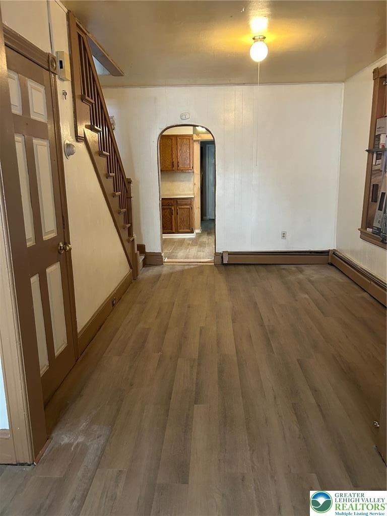 740 Laufer Street - Photo 2